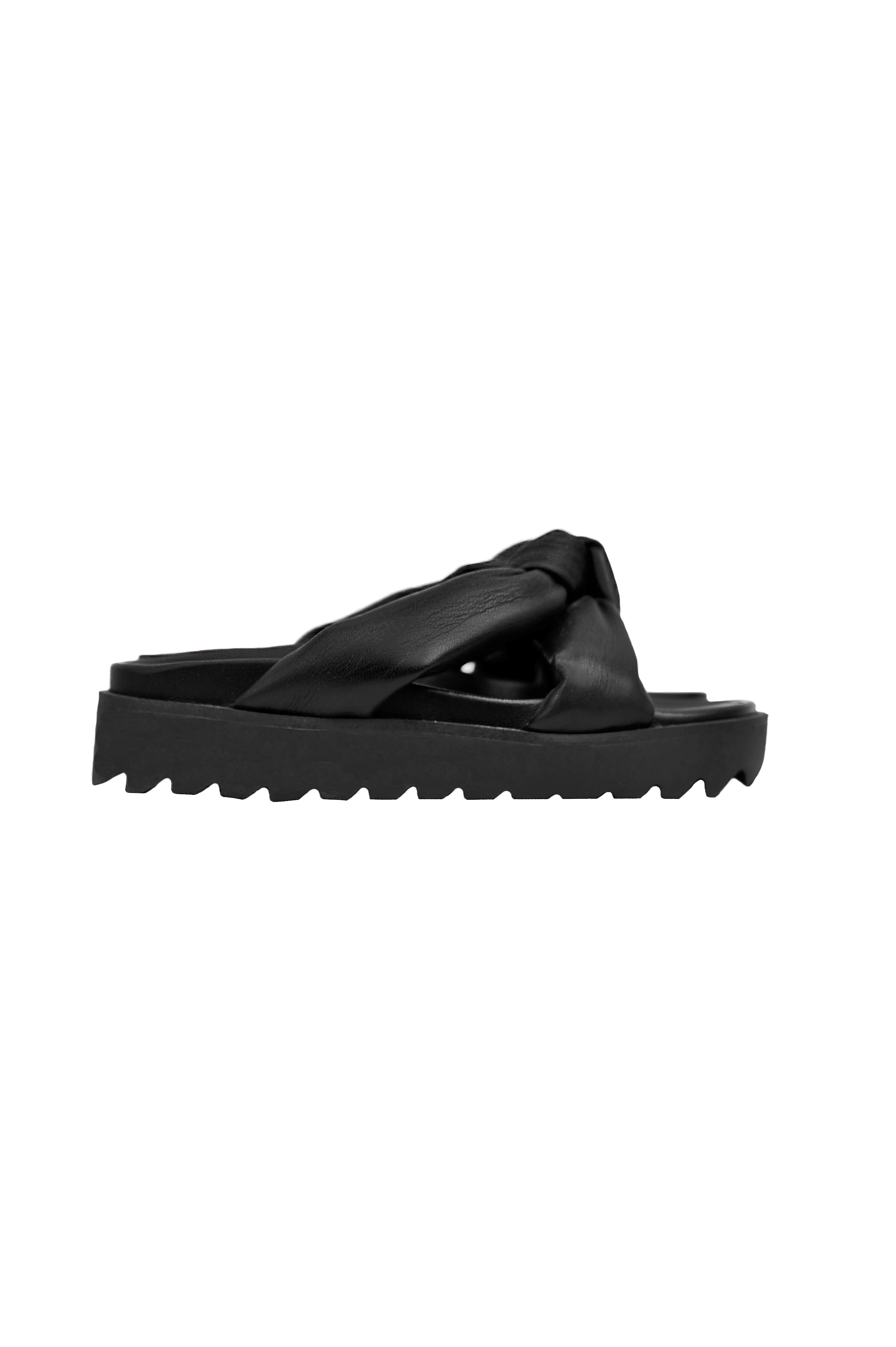 A2123 PLATEAU SANDAL WITH KNOTS