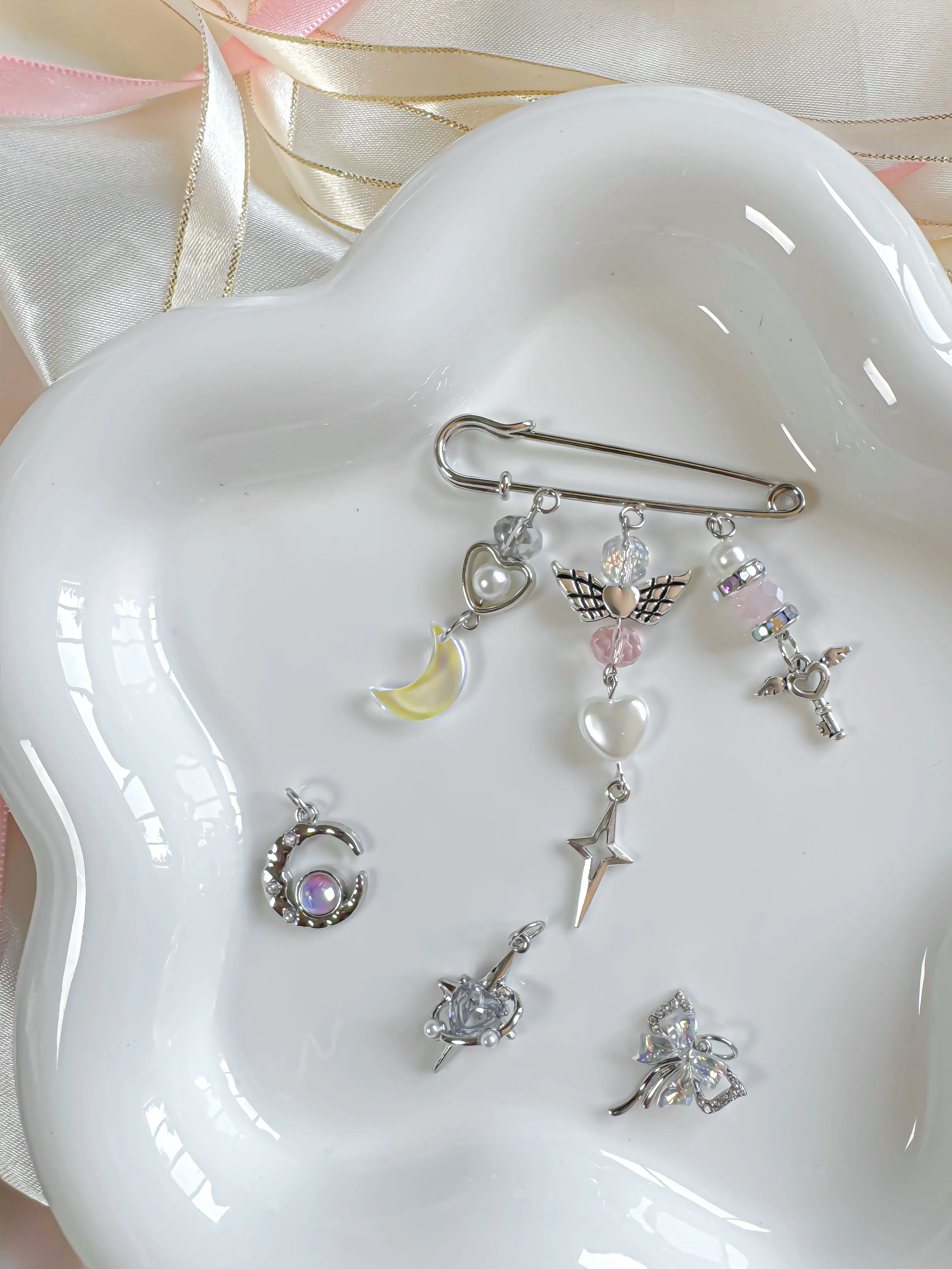 Bow Tie Shoelace Charm