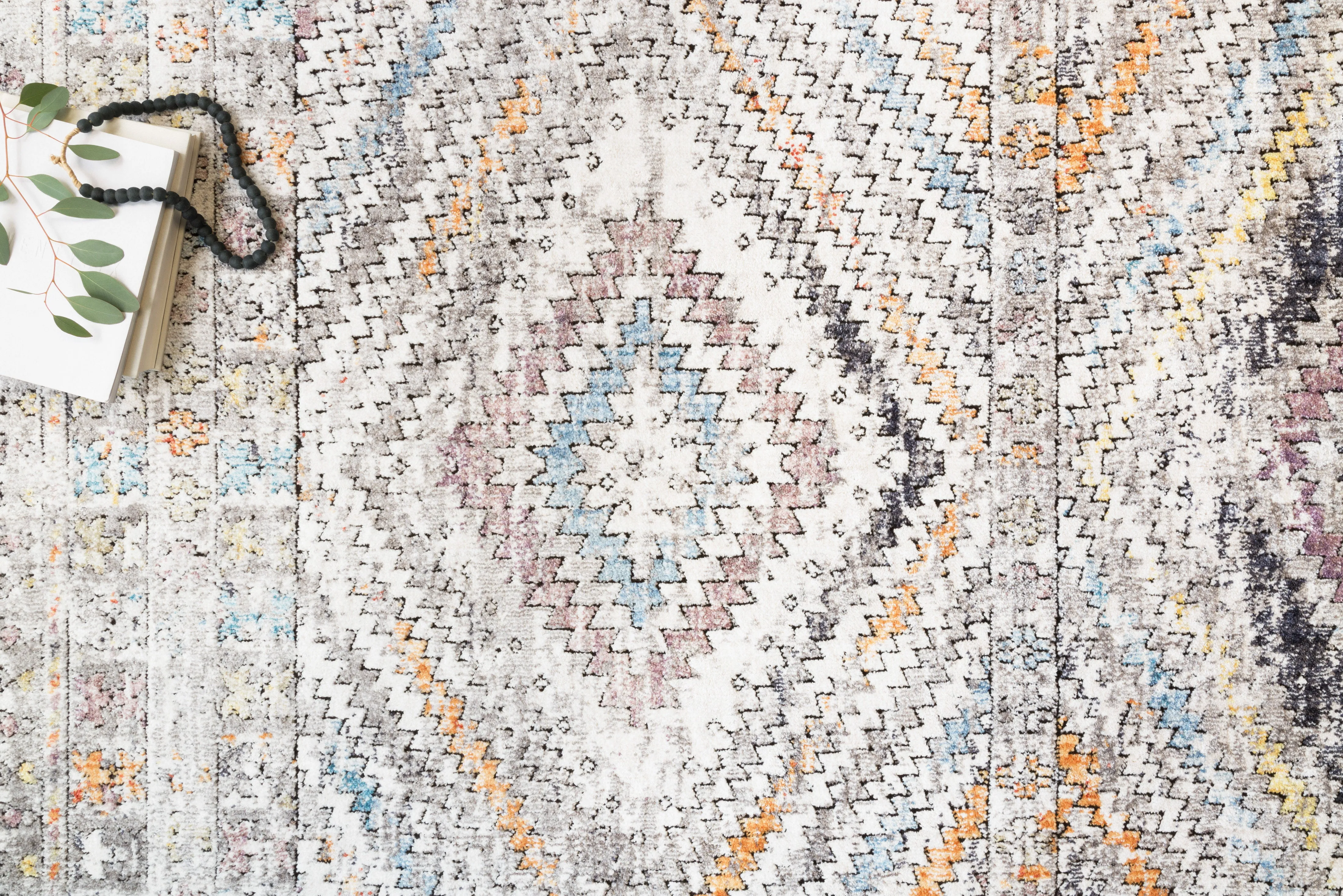 Dante Rug in Ivory & Multi