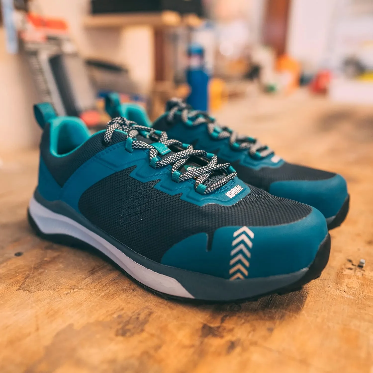 Kodiak Men's Quicktrail Low Nano Composite Toe Athletic Safety Work Shoe Industrial