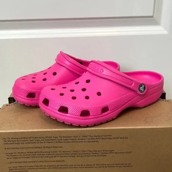 Ladies Crocs Shoes – Soft & Comfortable Sandals, Ideal for Hospital Wear, Best Crocs Shoes for Casual