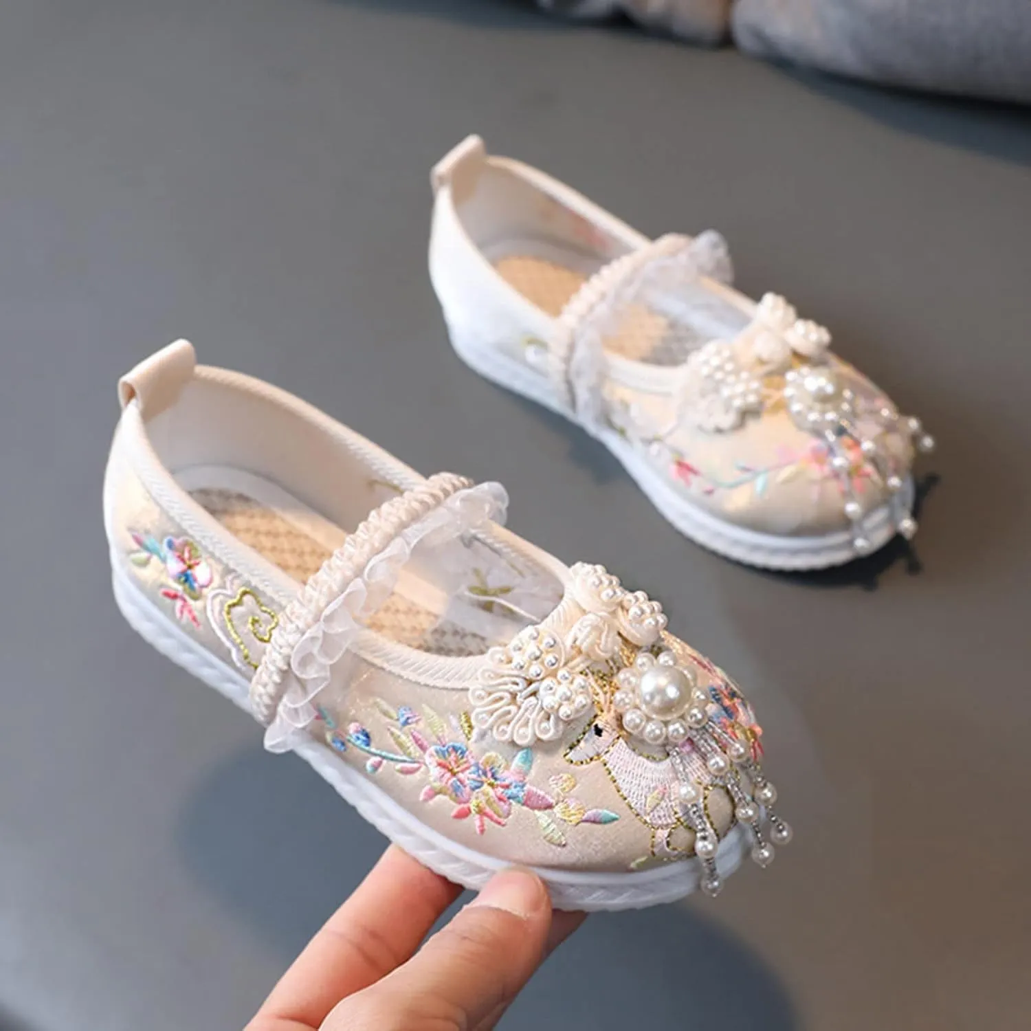 New Girls Handmade Hanfu Shoes Children Embroidered Shoes Shoes Baby Antique Costume Performance Shoes Girls Heels