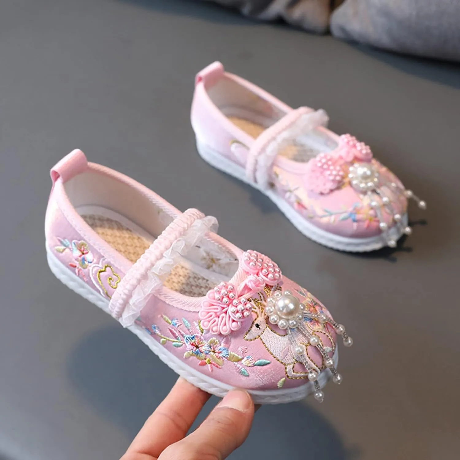 New Girls Handmade Hanfu Shoes Children Embroidered Shoes Shoes Baby Antique Costume Performance Shoes Girls Heels