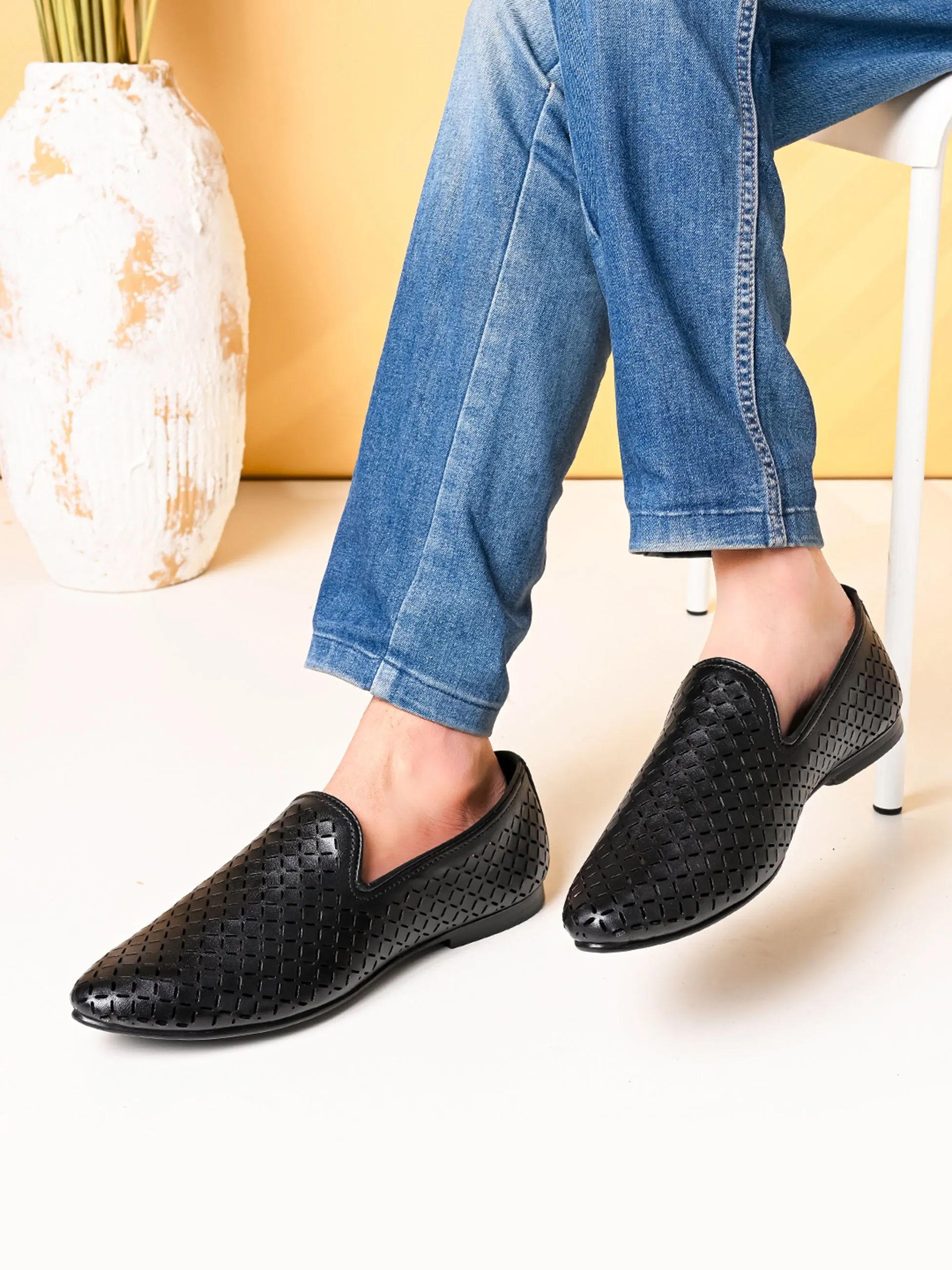 Pelle Albero Male's Black Leather Casual Jooti