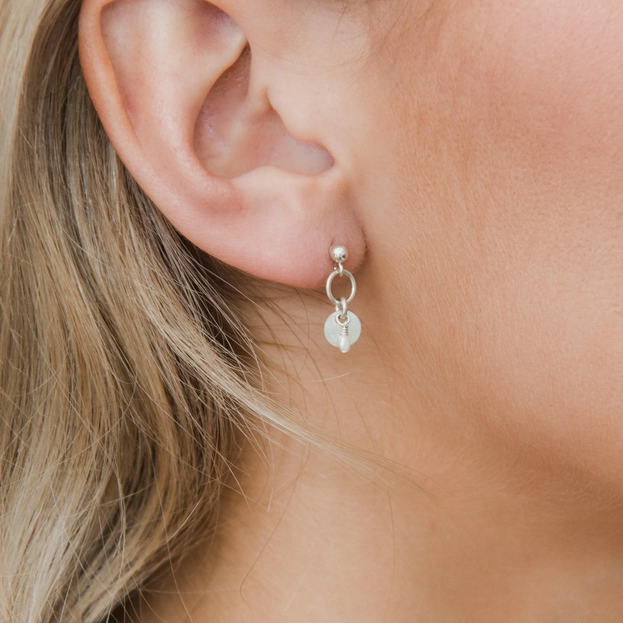 Sia Freshwater Pearl Earrings - Silver